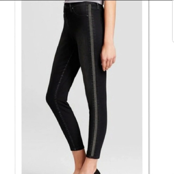 Mossimo Denim Women's Black Jeans Jeggings 24 - Picture 1 of 8